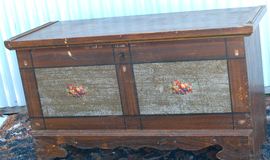 EARLY GRAIN PAINTED BLANKET CHEST