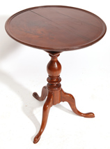 WALNUT PA. QUEEN ANNE DISH TOP OR CANDLE STAND 
