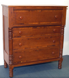 Early Cherry Chest