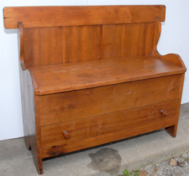 Early Bench w/Drawer