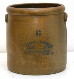 W. A. Ellis & Co., Racine, OH Stoneware Jar