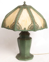 FINE ARTS & CRAFTS SLAG GLASS LAMP