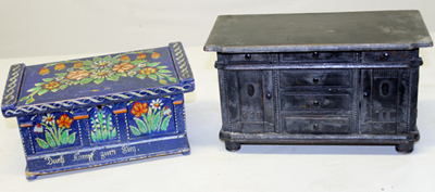 MINIATURE CHESTS