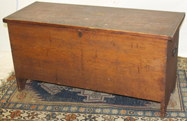EARLY BLANKET CHEST